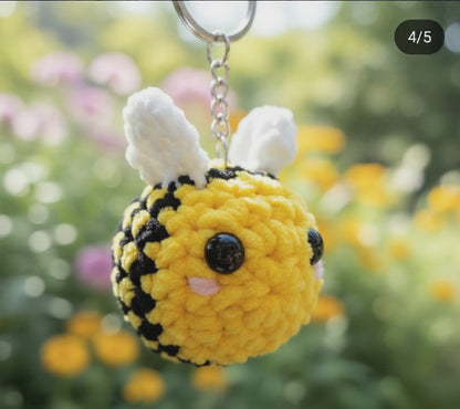 Crochet Bee charm 🐝